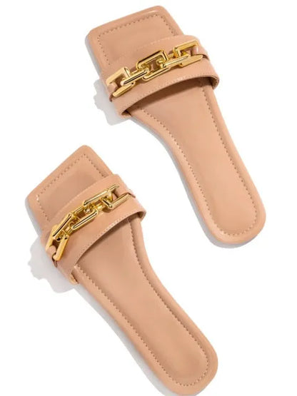 Casually Elegant Slippers with a Refined Edge