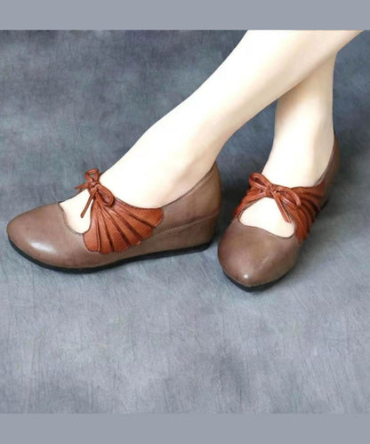 Classic Vintage Heels with a Flattering Fit