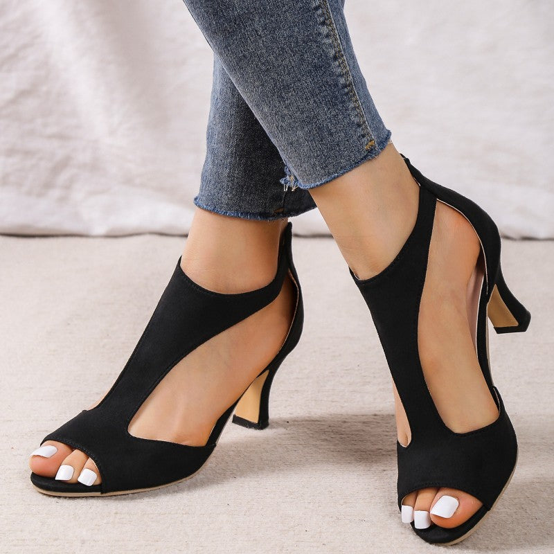 Classic Vintage Shoes with a Flattering Fit