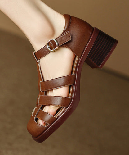 Classic Vintage Sandals with a Flattering Fit