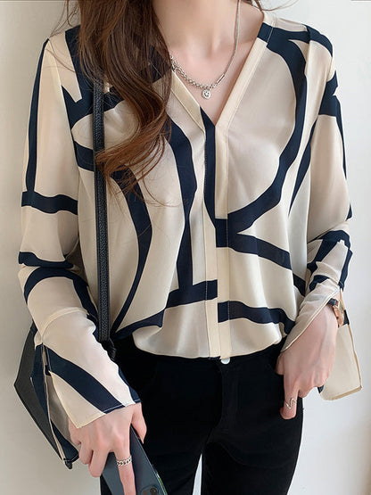 Flared Sleeves Long Sleeves Printed V-neck Blouses&shirts Tops