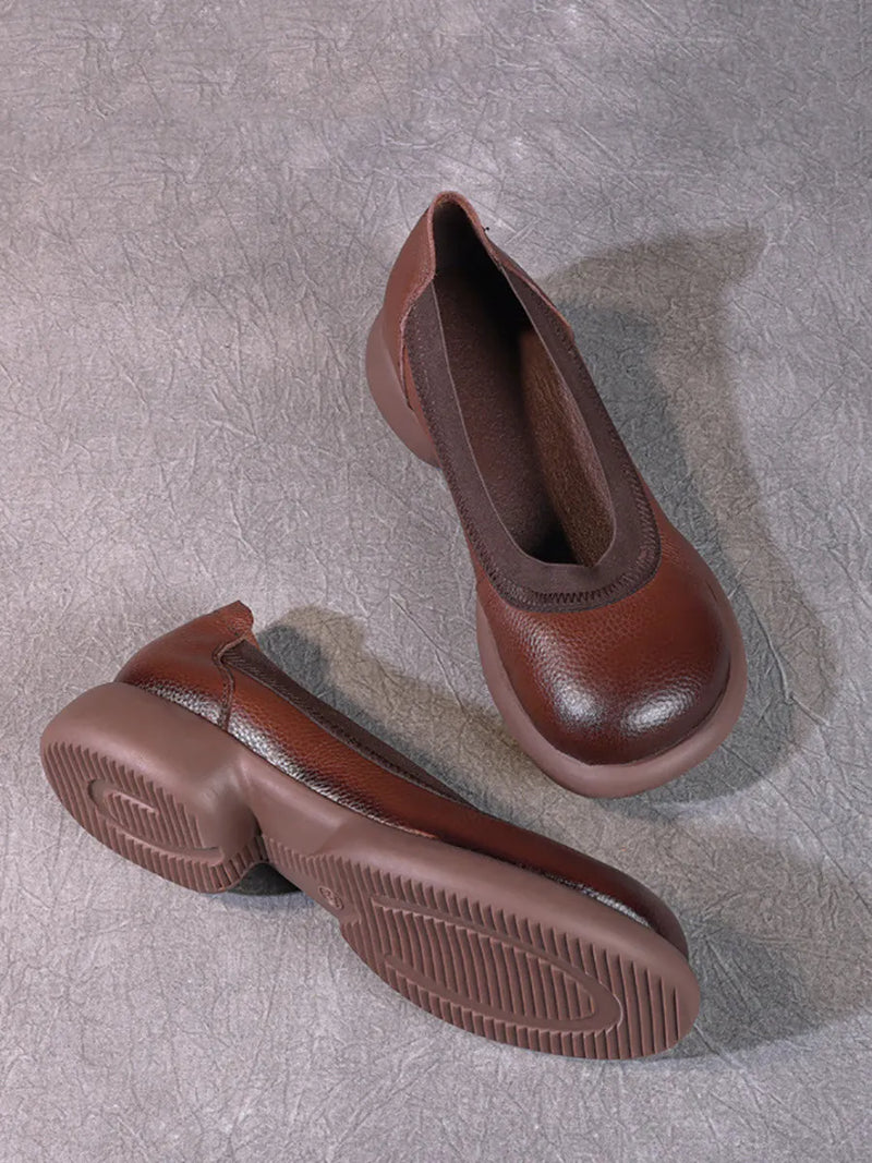 Effortlessly Elegant Shoes with a Timeless Design