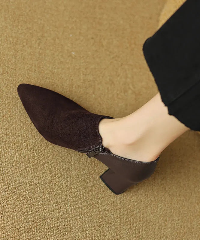 Beautifully Finished Heels in a Timeless Design