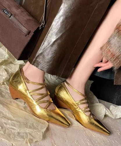 Classic Vintage Shoes with a Flattering Fit