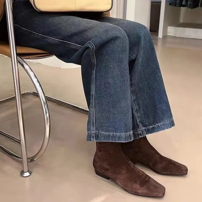 Jonni Boots
