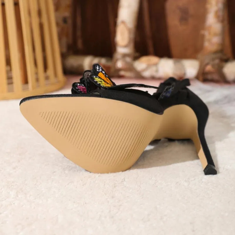 Finely Styled Shoes with a Classic Vintage Look