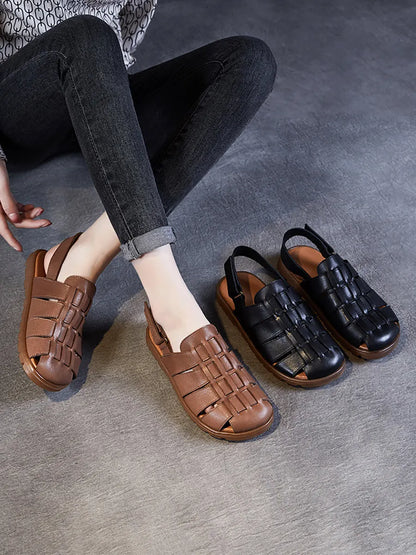Casually Elegant Slippers with a Refined Edge