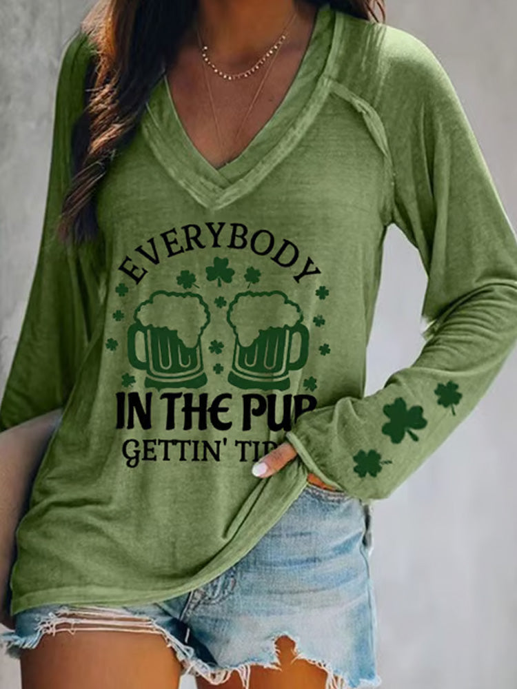 Comstylish Women's St. Patrick's Day Everybody In The Pub Getting Tipsy Printed V-neck T-shirt
