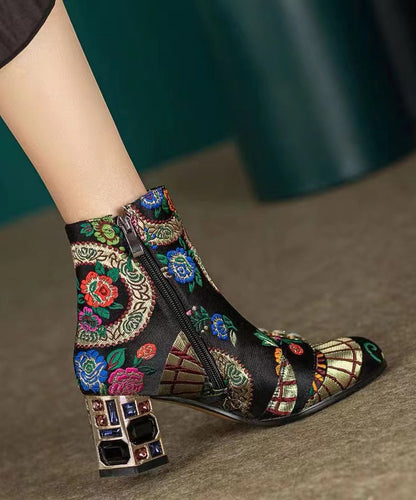 Subtly Elegant Boots with a Refined Vintage Look