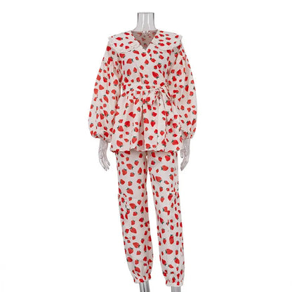 Strawberry Printed Peter Pan Collar Lace Up Loose Top Ankle Banded Pants Spring Wear Suit