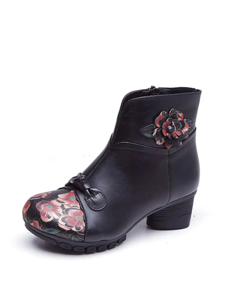 Subtly Elegant Boots with a Refined Vintage Look