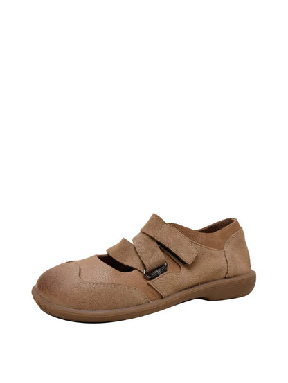 Casually Elegant Shoes with a Refined Edge