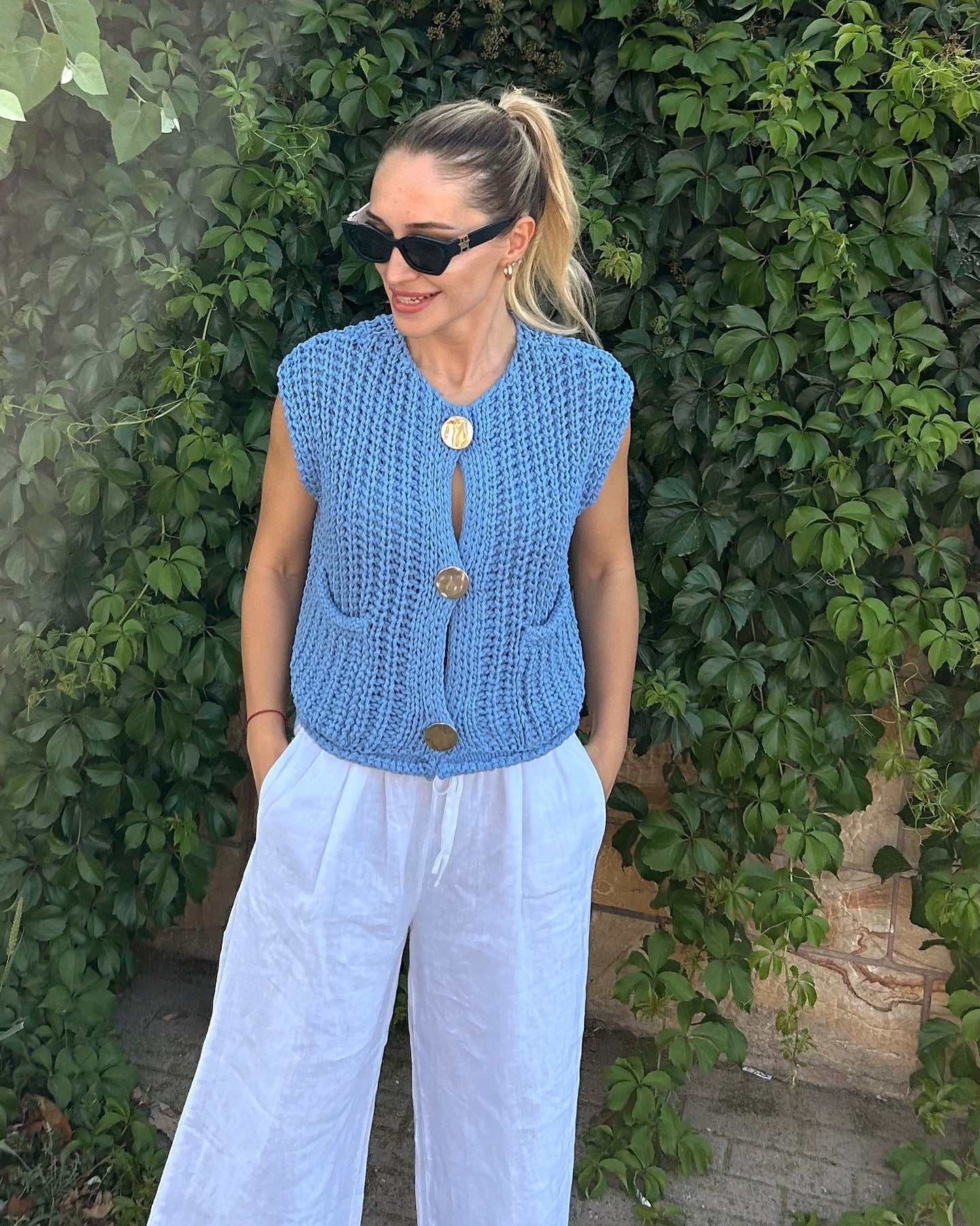 Large Buttons Color Knit Vest Cardigan