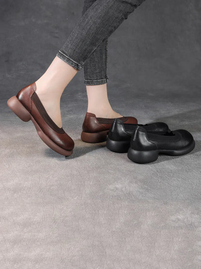 Effortlessly Elegant Shoes with a Timeless Design