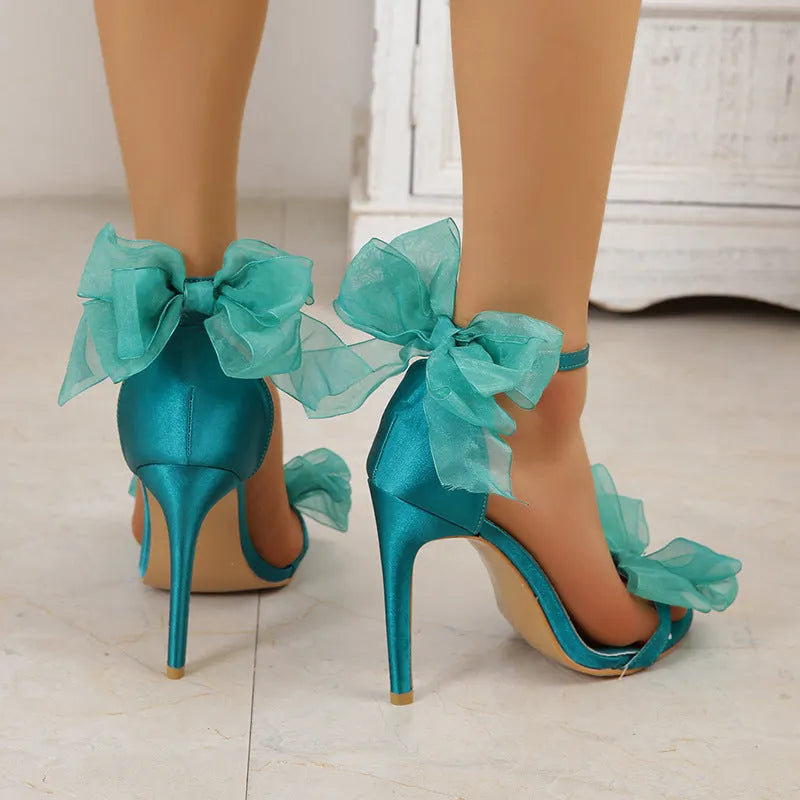 Thoughtfully Designed Shoes in a Timeless Style