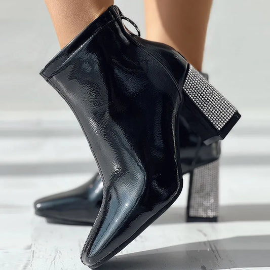 Subtly Elegant Shoes with a Refined Vintage Look