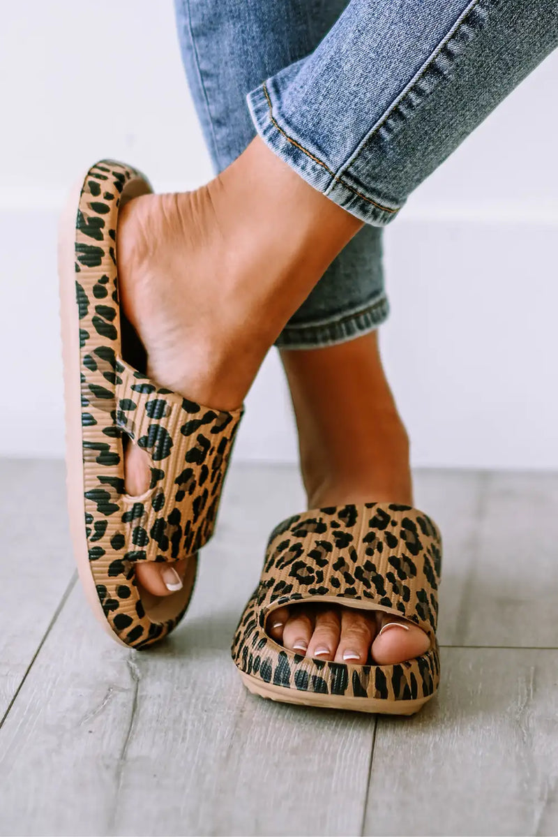 Leopard Print Thick Sole Slippers
