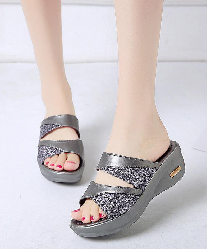 Casually Elegant Heels with a Refined Edge
