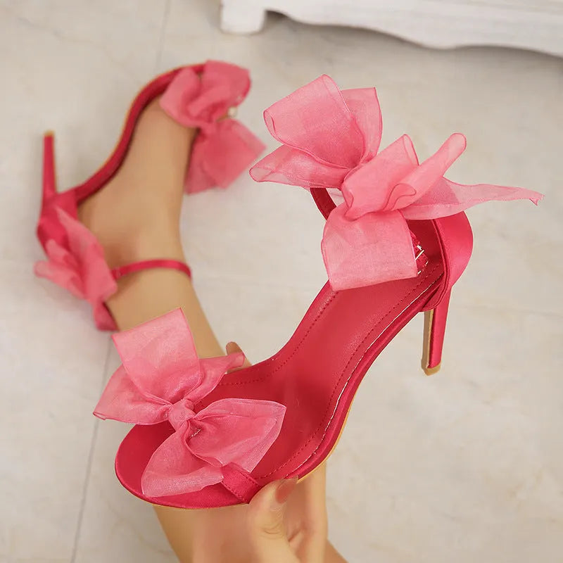 Casually Elegant Shoes with a Refined Edge
