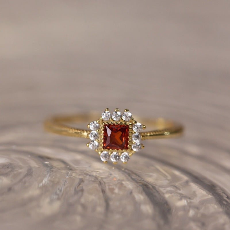 [sample ] Garnet Emberstone Ring