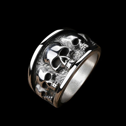 Lost Skulls Eternity Ring