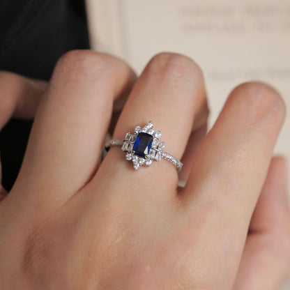 Midnight Duchess Ring