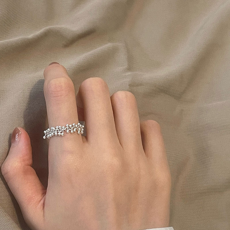 [] Petite Bead Chain Ring
