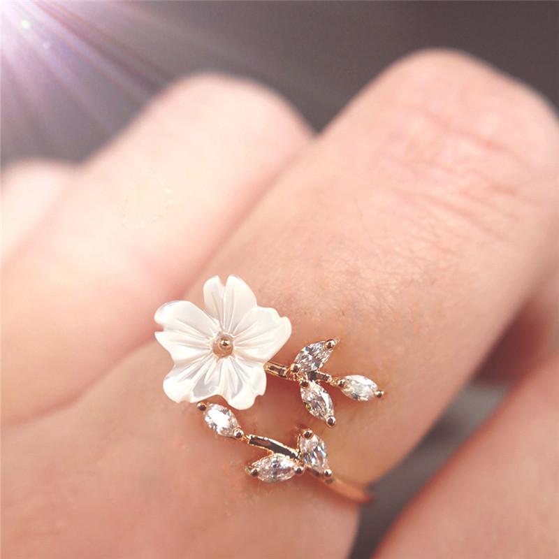 Dainty Flower Gold Ring