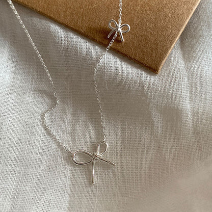 Sweet Knot Bow Necklace